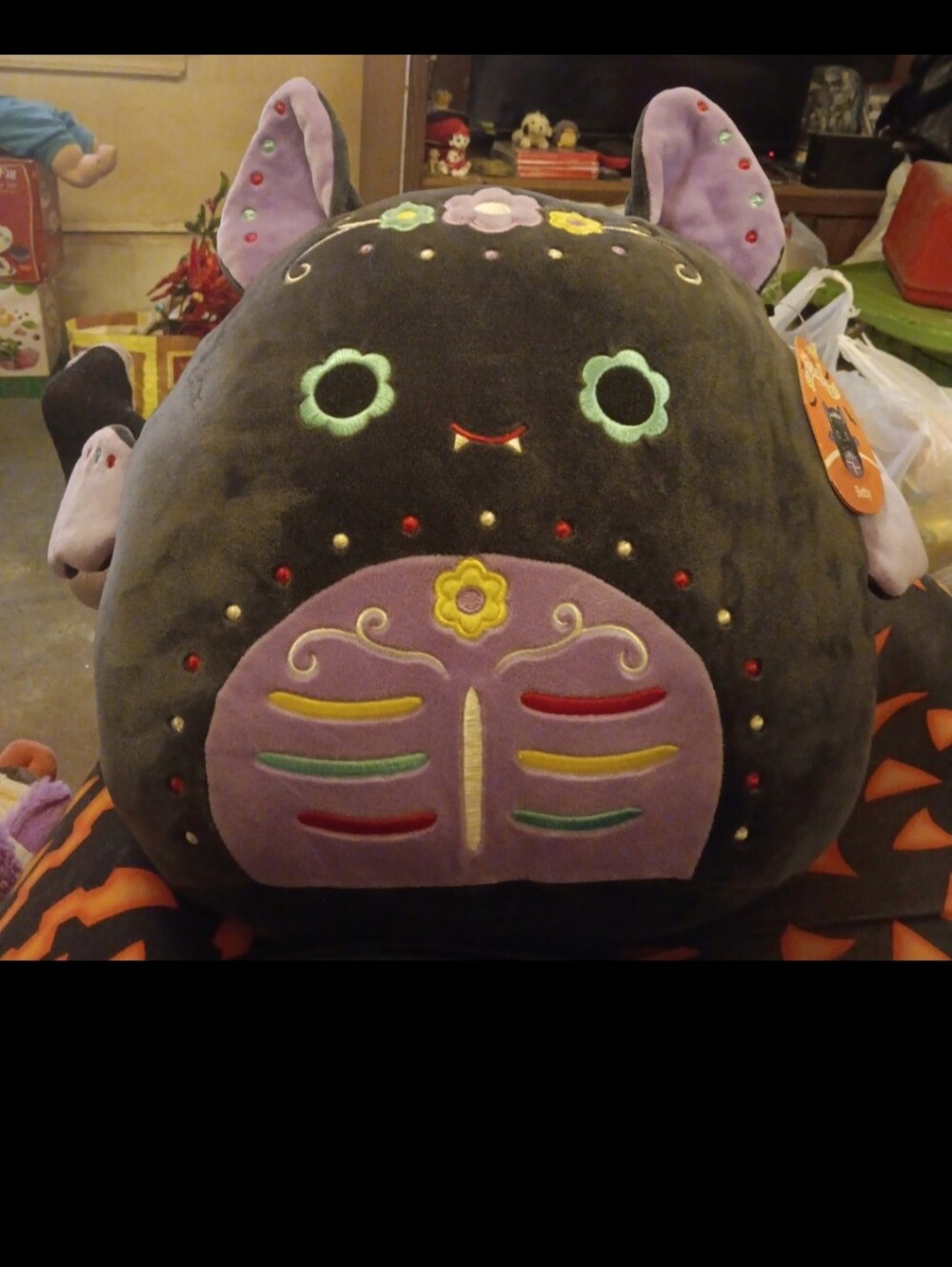 Betty Squishmallow bat with tag 2022